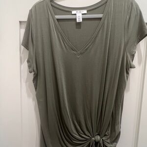 WHBM olive green xl v neck shirt new w/o tags